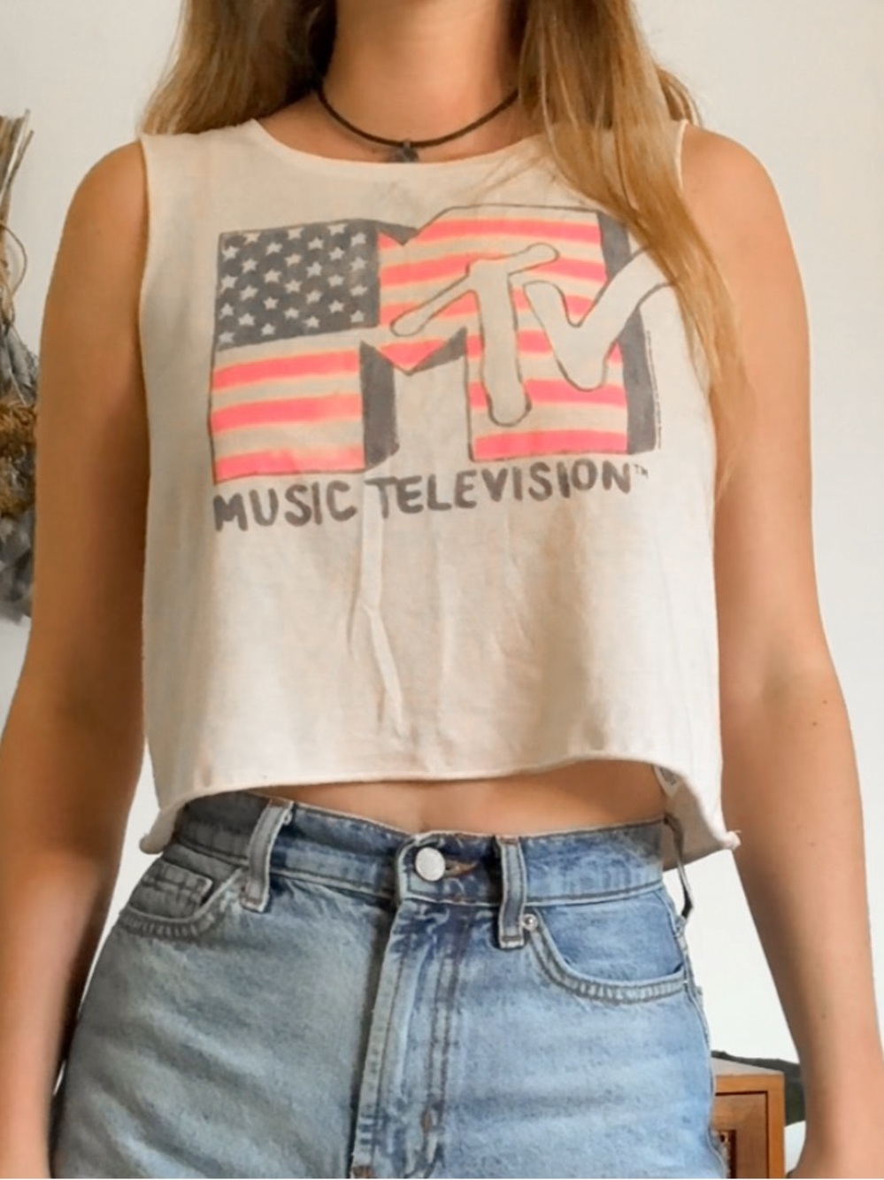 MTV Cream Cropped Tank with Pink & Gray Logo Vintage Retro